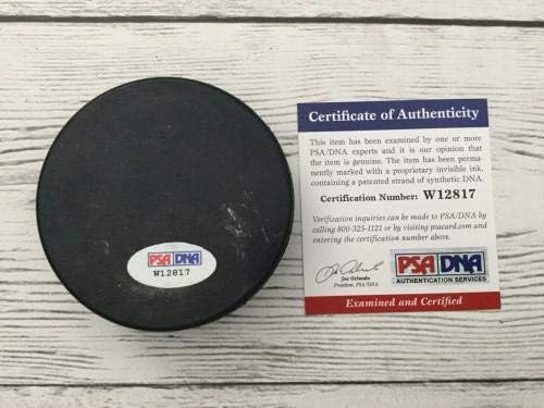 Ярослав Halak подписа хокей шайба на националния отбор на Словакия с автограф на PSA DNA COA a - за Миене на НХЛ с автограф
