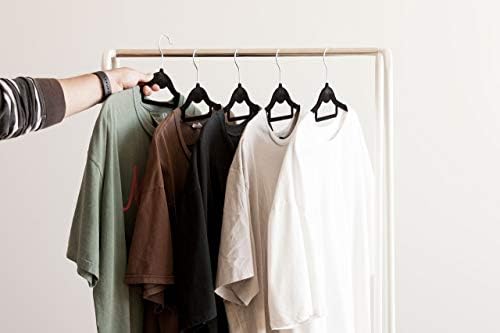 Метална закачалка за дрехи IRIS с дървени рафта, Бяла и светло кафяво с метална закачалка за дрехи IRIS с