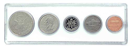 Монета 2000-5 Година на раждане, инсталирана в держателе на американското Без лечение