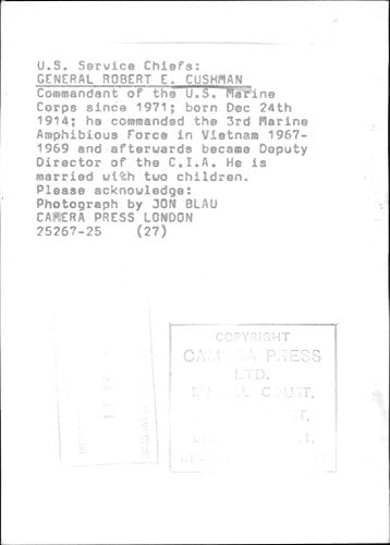 Реколта снимка на генерал Робърт Эвертона Кушмана близък план.