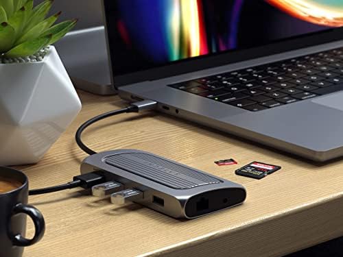 Многопортовый адаптер Satechi USB4 Зареждане PD чрез USB-C с мощност 100 W, gigabit Ethernet, трансфер на данни