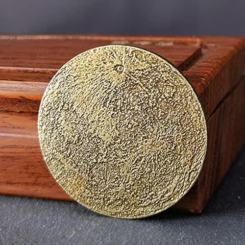 Масивна Лунна монета - Диаметър на 1,57 инча - Worry Coin Щастливата монета