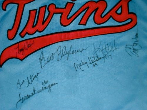 Тениска с автограф на Близнаците Легенди - Blyleven, Oliva, Hrbek, Виола и др