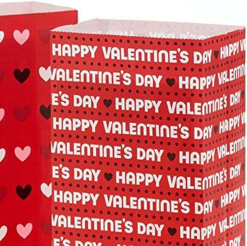 Хартиени торби за предложения Hallmark за Свети Валентин (30 Пакети: Сърца, с надпис Happy Valentine ' s Day) за училищни