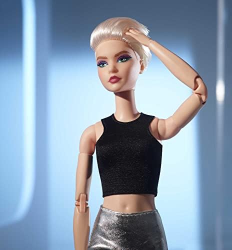 Кукла Барби Signature Looks (Оригиналната, прическа Pixie), е Напълно Подходяща Мода Кукла В Черно къси стъбла topo и метална