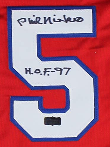 Червена риза по поръчка от Атланта с автограф на Фил Никро и надпис HOF 97