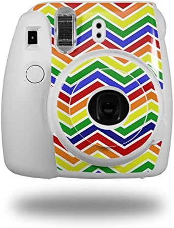 Опаковка със стикер на кожата WraptorSkinz е Съвместим с камера Fujifilm Mini От 8 на Зиг Заг Rainbow (камерата в комплекта