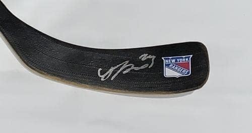 Стика за хокей с автограф на Адам Фокс Ню Йорк Рейнджърс С автограф от Jsa Coa - Стик за хокей в НХЛ С автограф